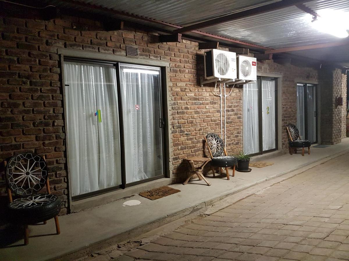 Aliwal Villa Guest Lodge Exterior foto
